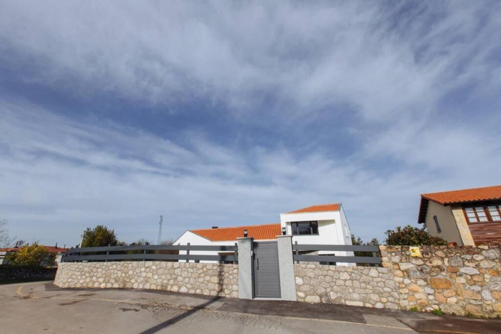 La Llosina Vivienda Vacacional Alquiler Integro Llanes Zewnętrze zdjęcie